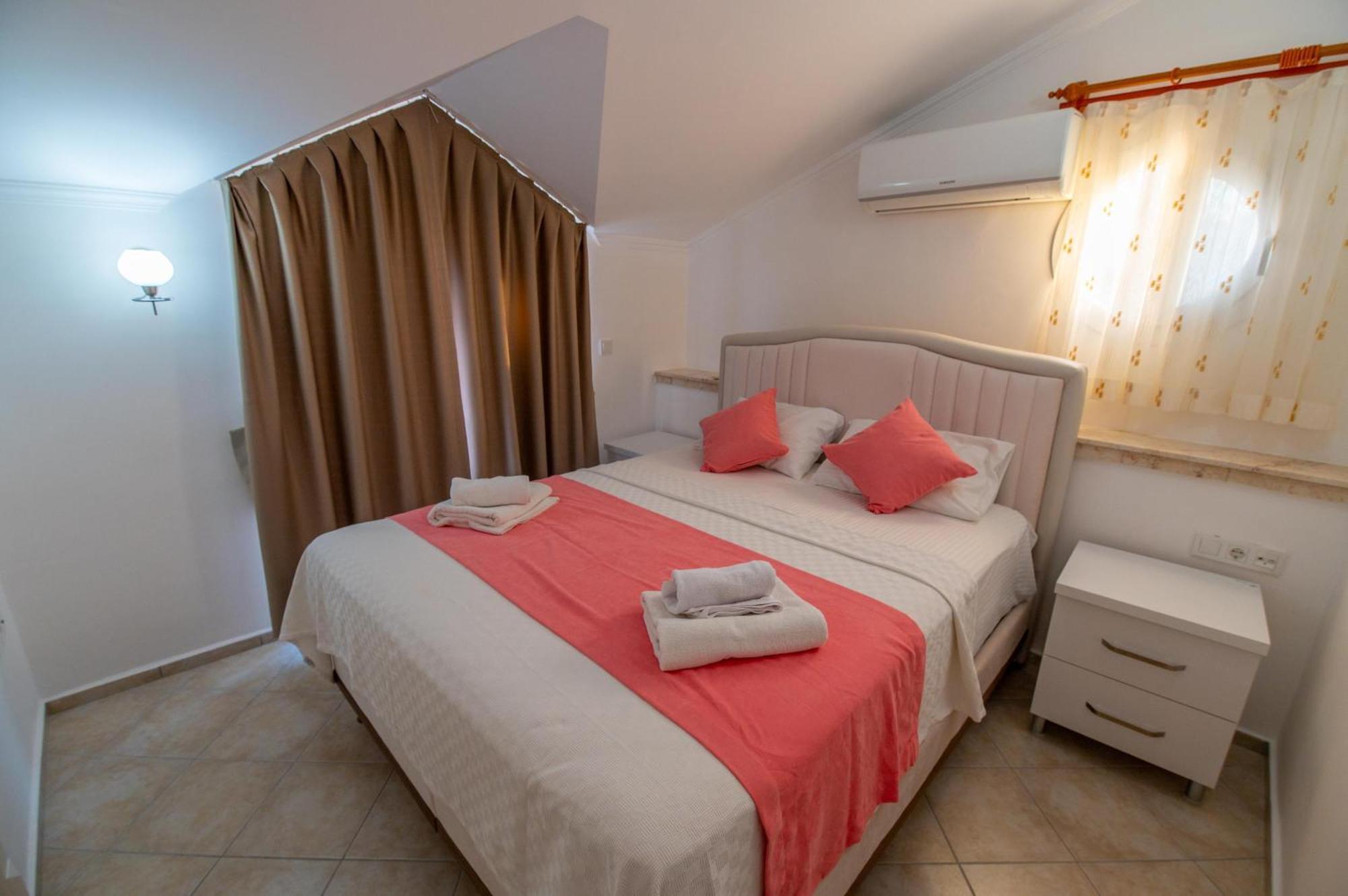 Sunset Beach Club Aqua Lettings Fethiye Bagian luar foto