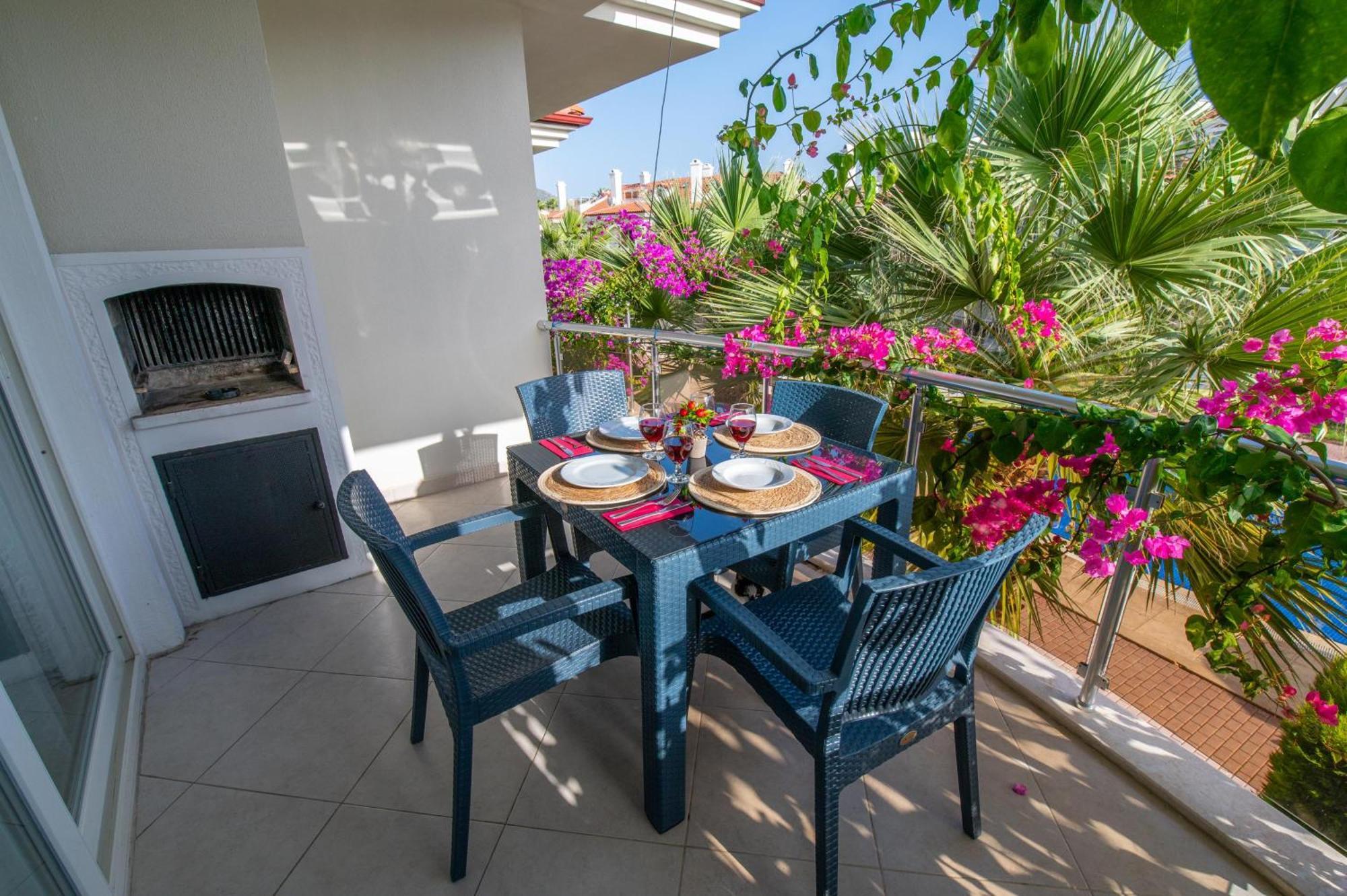 Sunset Beach Club Aqua Lettings Fethiye Bagian luar foto