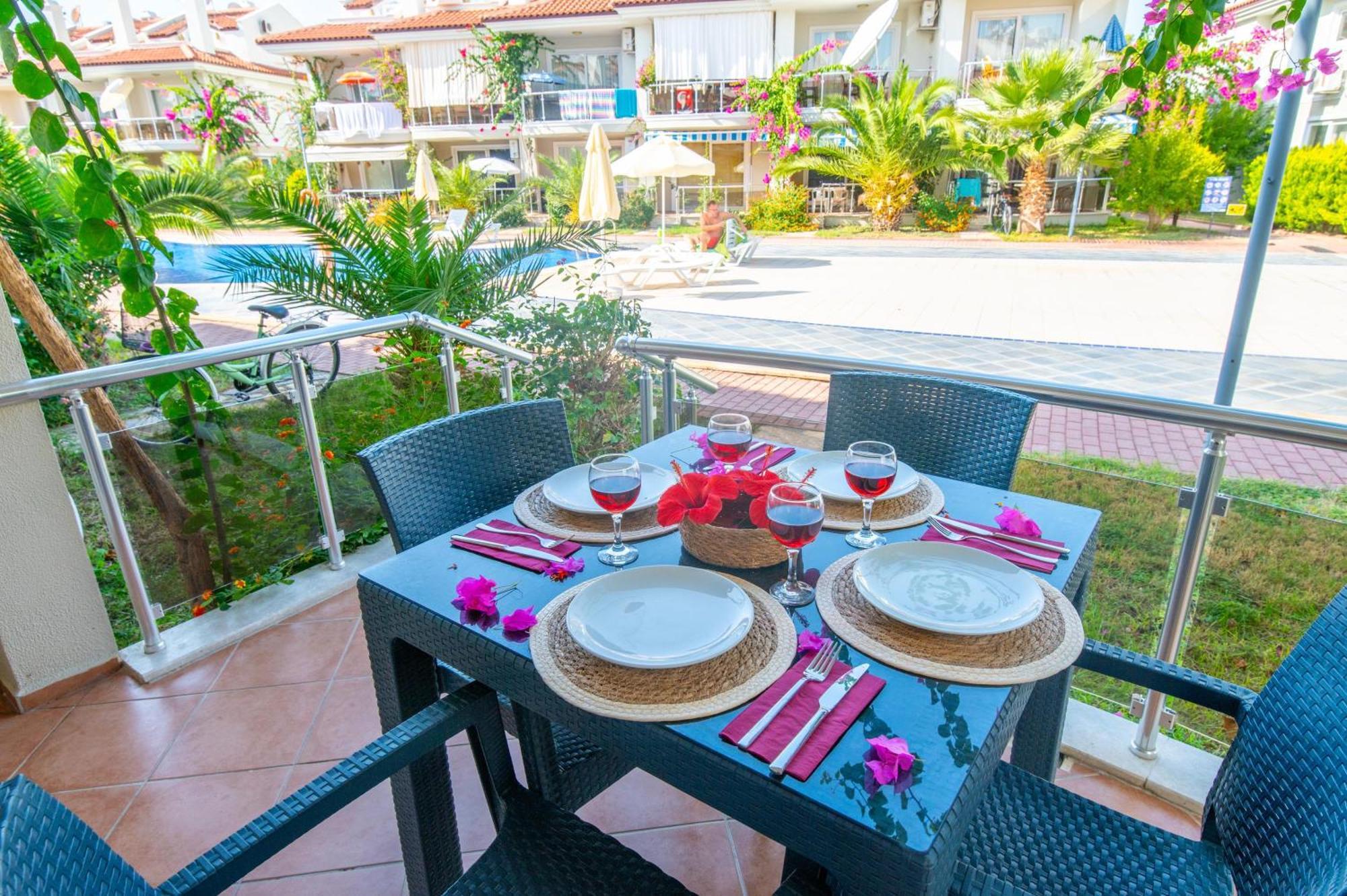 Sunset Beach Club Aqua Lettings Fethiye Bagian luar foto